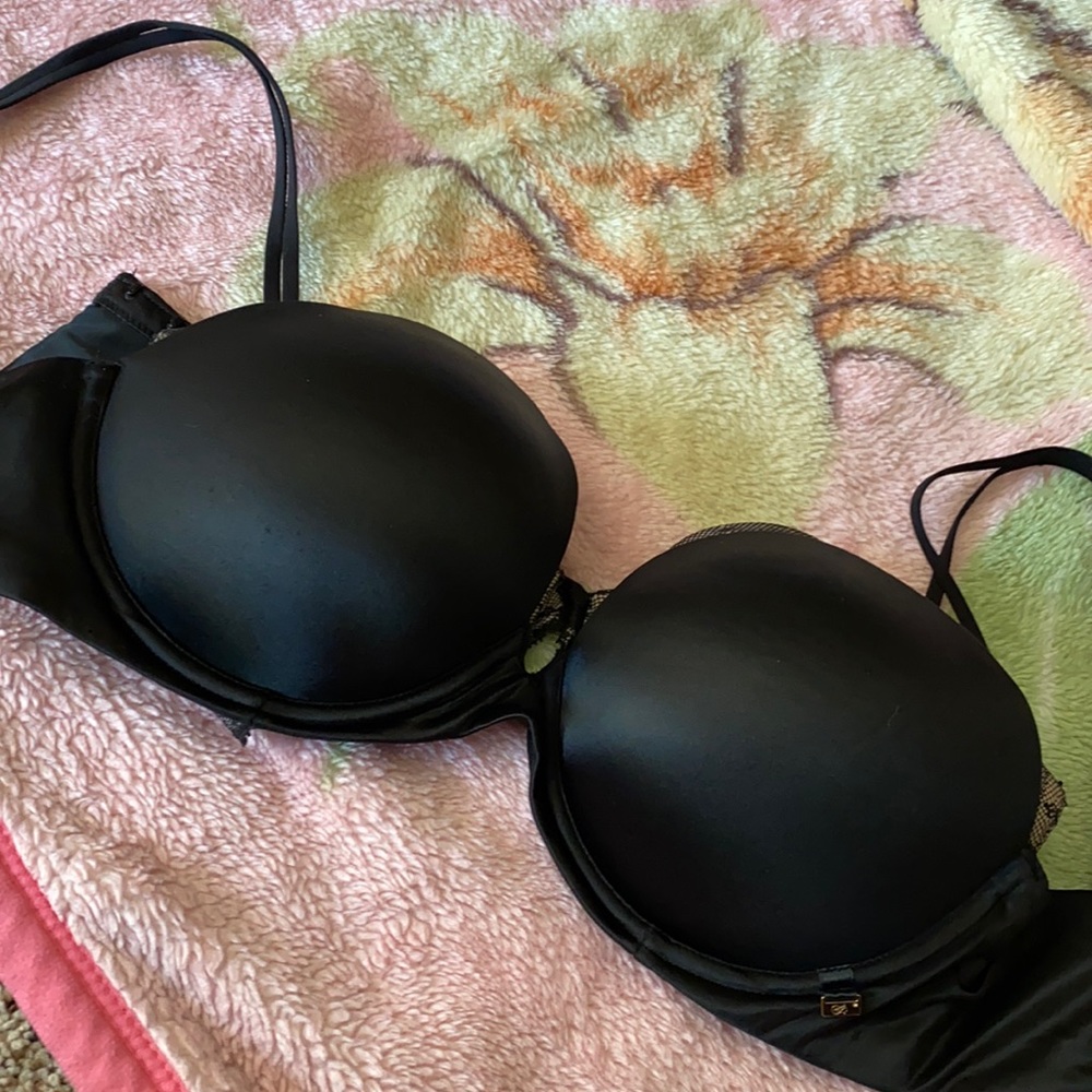 Black Victoria Secret Bra